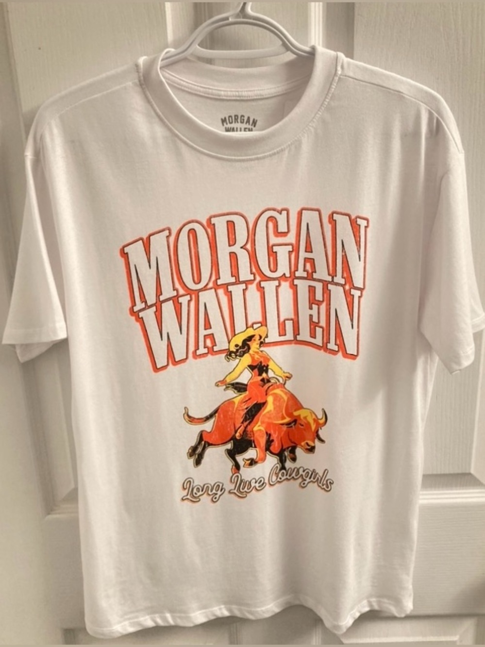 NWT Morgan Wallen cowgirls western style white t-shirt, 100% cotton, xs